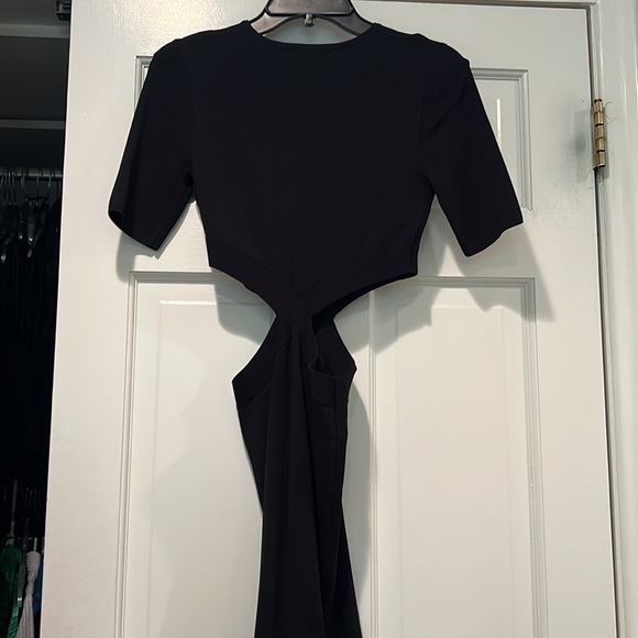 Zara cut out dress - Picture 3 of 3